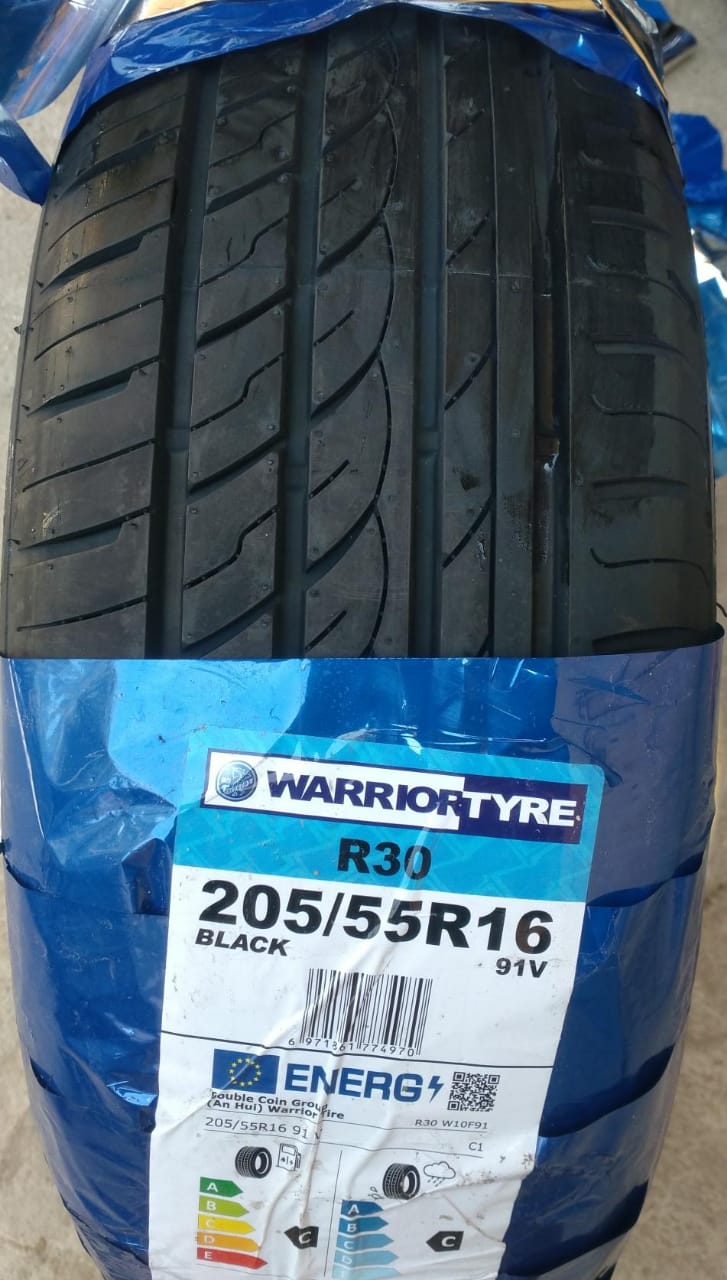 China Premium Quality Tyre 205-55R16 for Passenger Cars